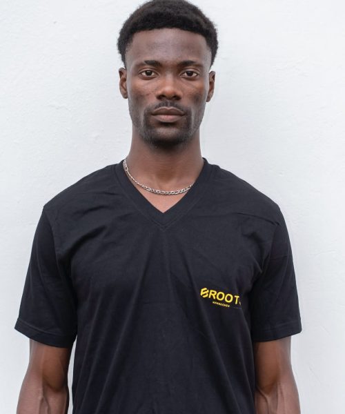what black kinging looks like ! kelvinwant to be a model send us a dm #blackkings #darkskin #me(1)
